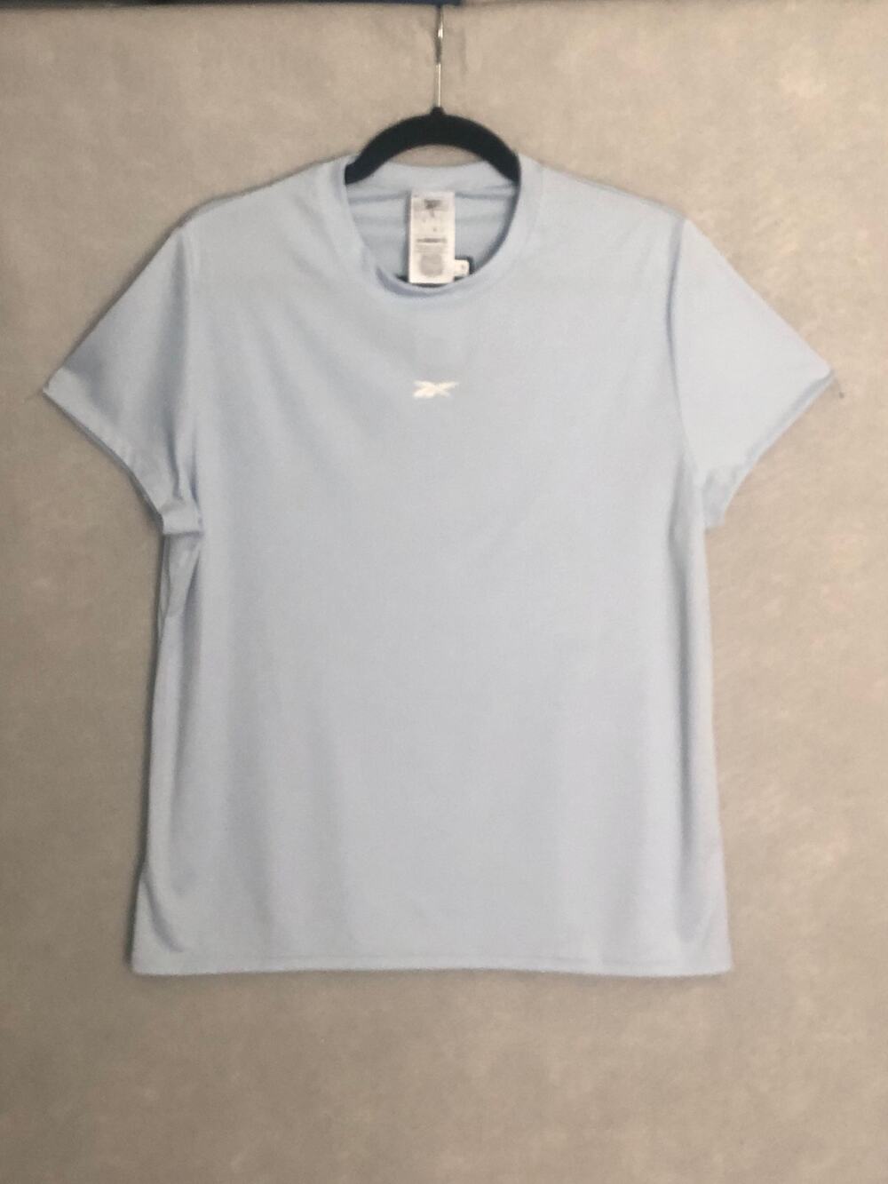 Reebok Performance Tech Basic T-Shirt Short Sleeve Pale Blue Women's Medium NEW